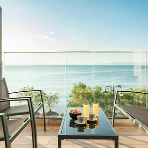 blue-studios-peraia.hotels-of-thessaloniki.com/